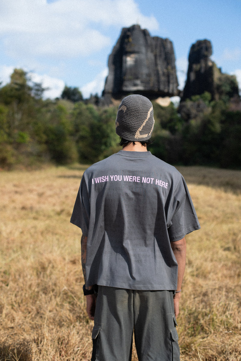 I WISH YOU WERE HERE REVERSIBLE TEE GREY